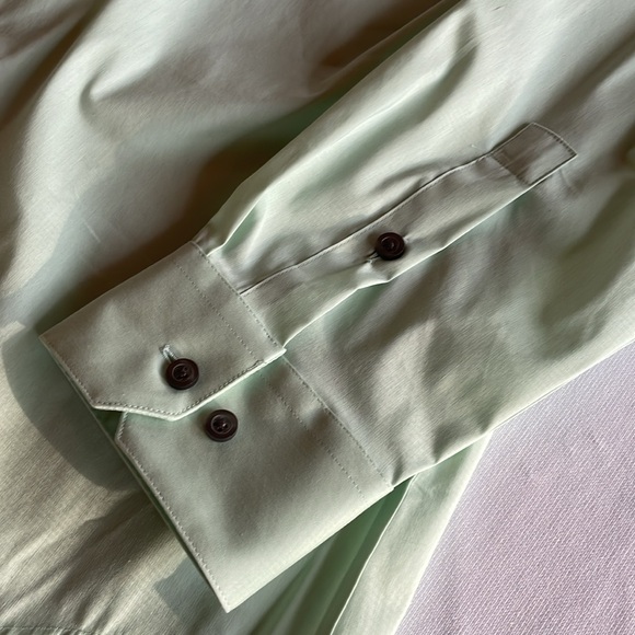 Men’s Light Green Dress shirt - Picture 3 of 4